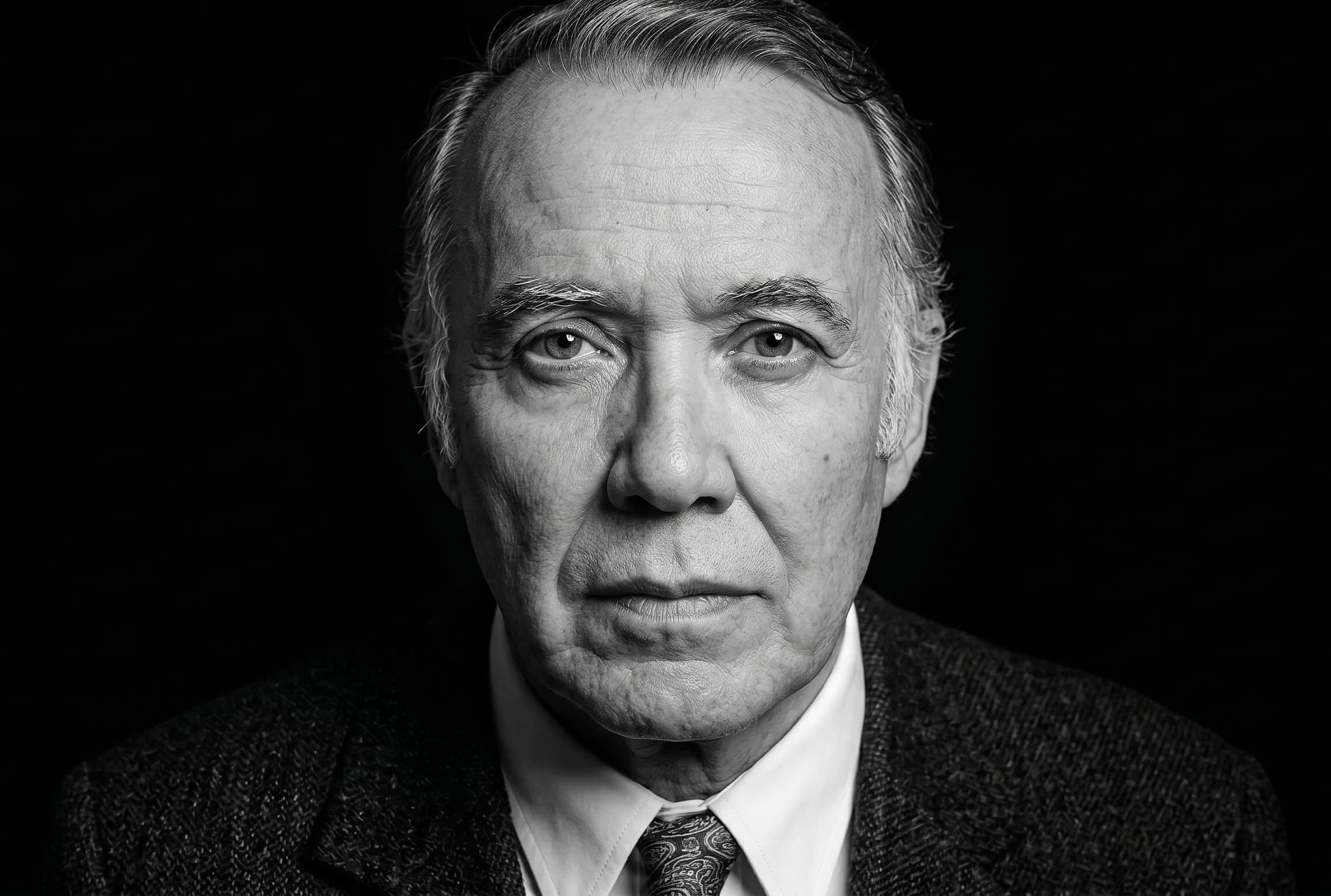 Behçet NECATİGİL fotoğrafı